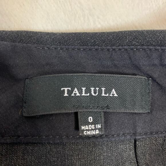 Aritzia talula berklee skort gray - Picture 3 of 5